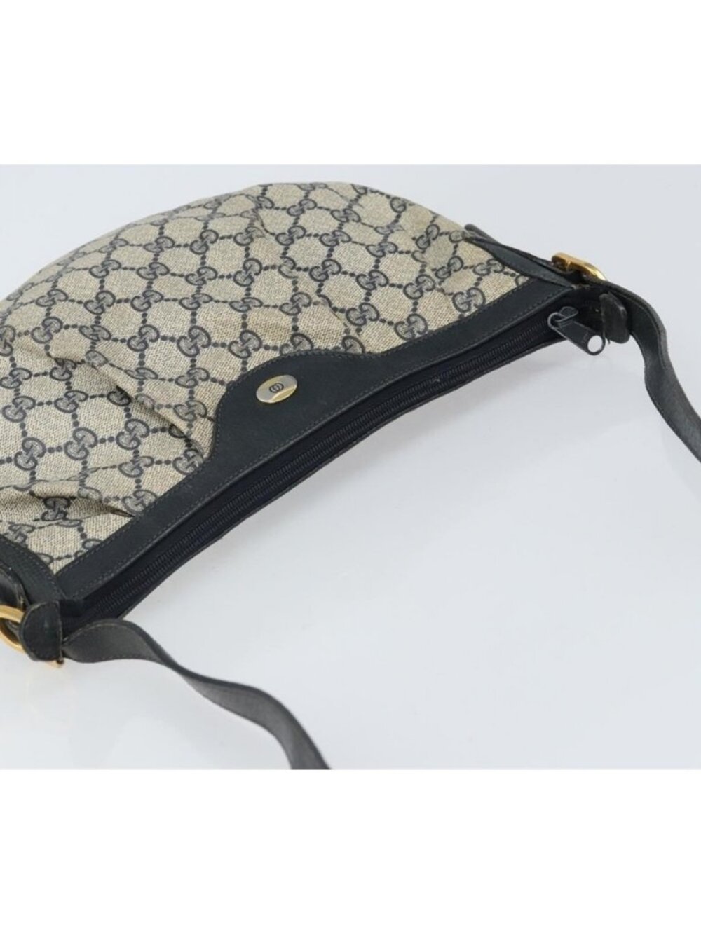 Authentic GUCCI GG Supreme Shoulder Bag PVC Navy Gold 41 02 058 - Picture 10 of 16